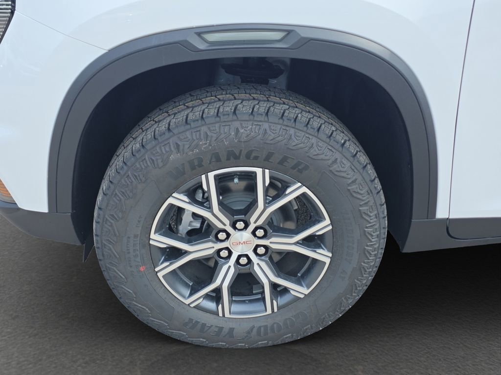 New 2026 Summit White GMC AT4 image 4