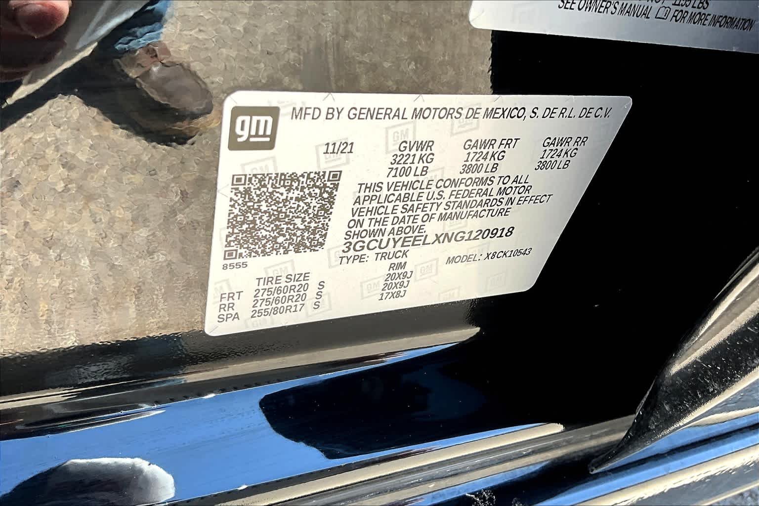 Used 2022 Black Chevrolet RST image 35