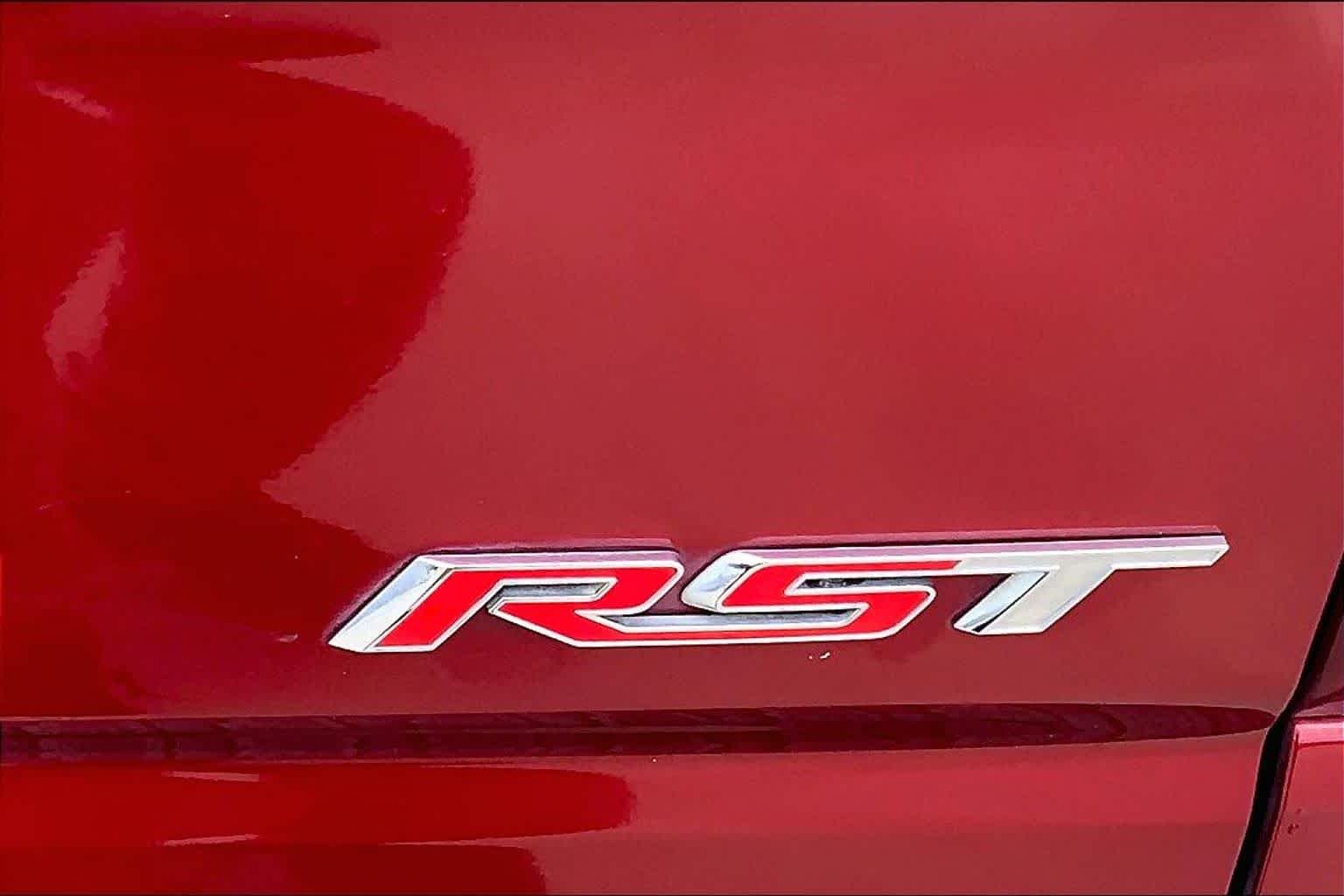 Used 2021 Cherry Red Tintcoat Chevrolet RST image 10