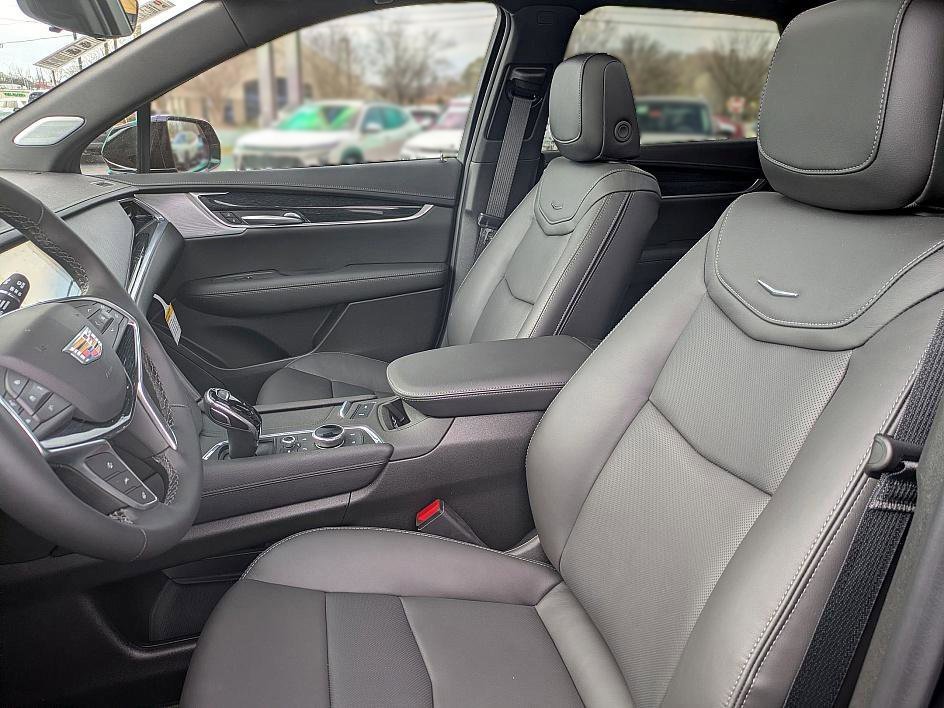 2026 Cadillac XT5 Premium Luxury - Photo 10