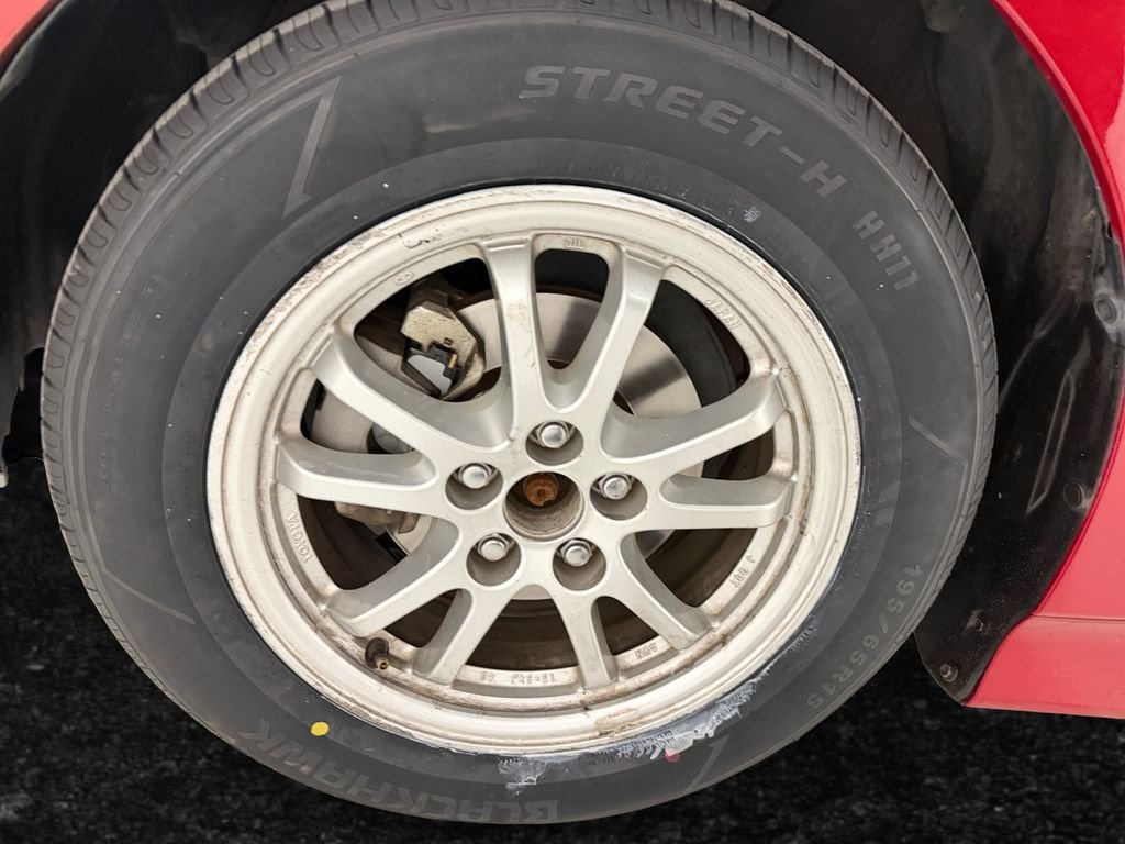 Used 2022 Red Toyota LE image 27