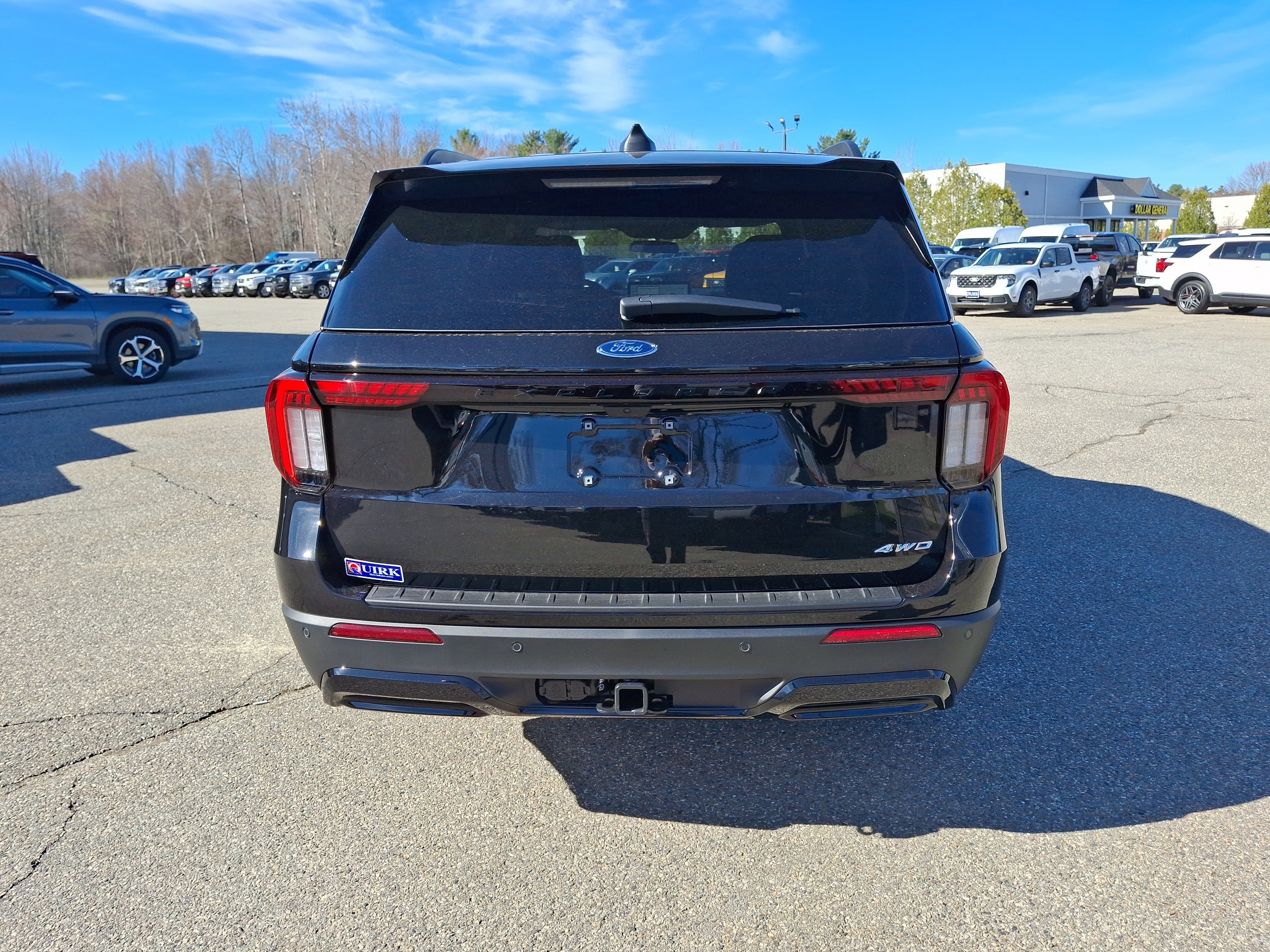 New 2026 Agate Black Metallic Ford ST-Line image 4