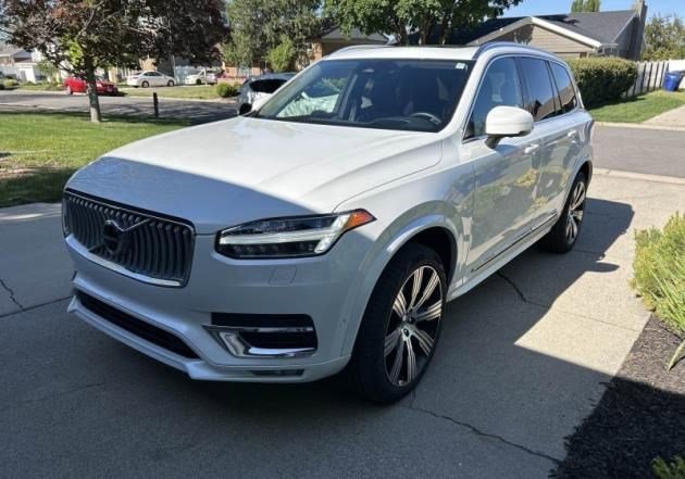 2023 Volvo XC90 B6 Ultimate 6-Seater 4WD's photo