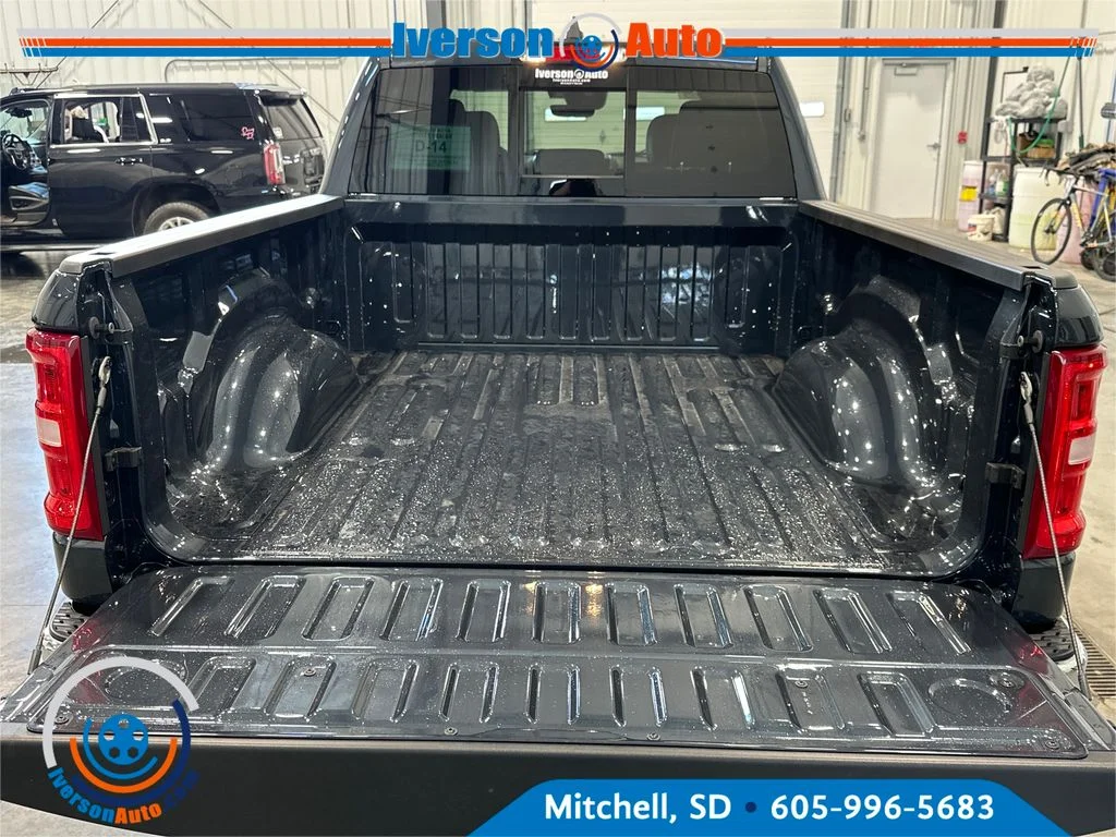 New 2026 Forged Blue Metallic Exterior Paint RAM Laramie image 30