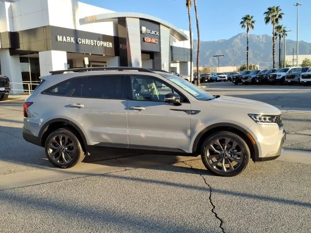 Used 2023 Gray Kia X-Line SX Prestige image 3