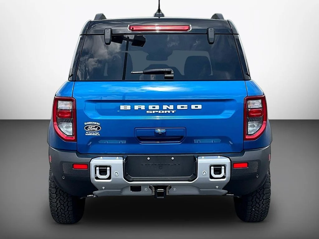New 2026 Velocity Blue Metallic Ford Outer Banks® image 4