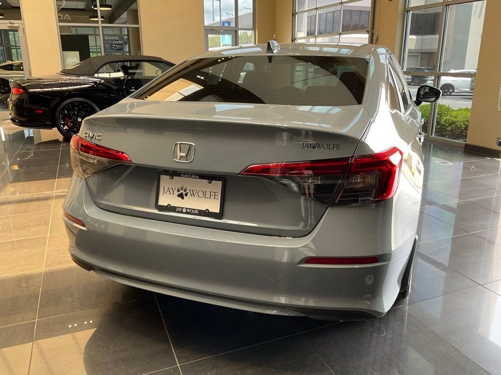 Used 2023  Honda EX image 6