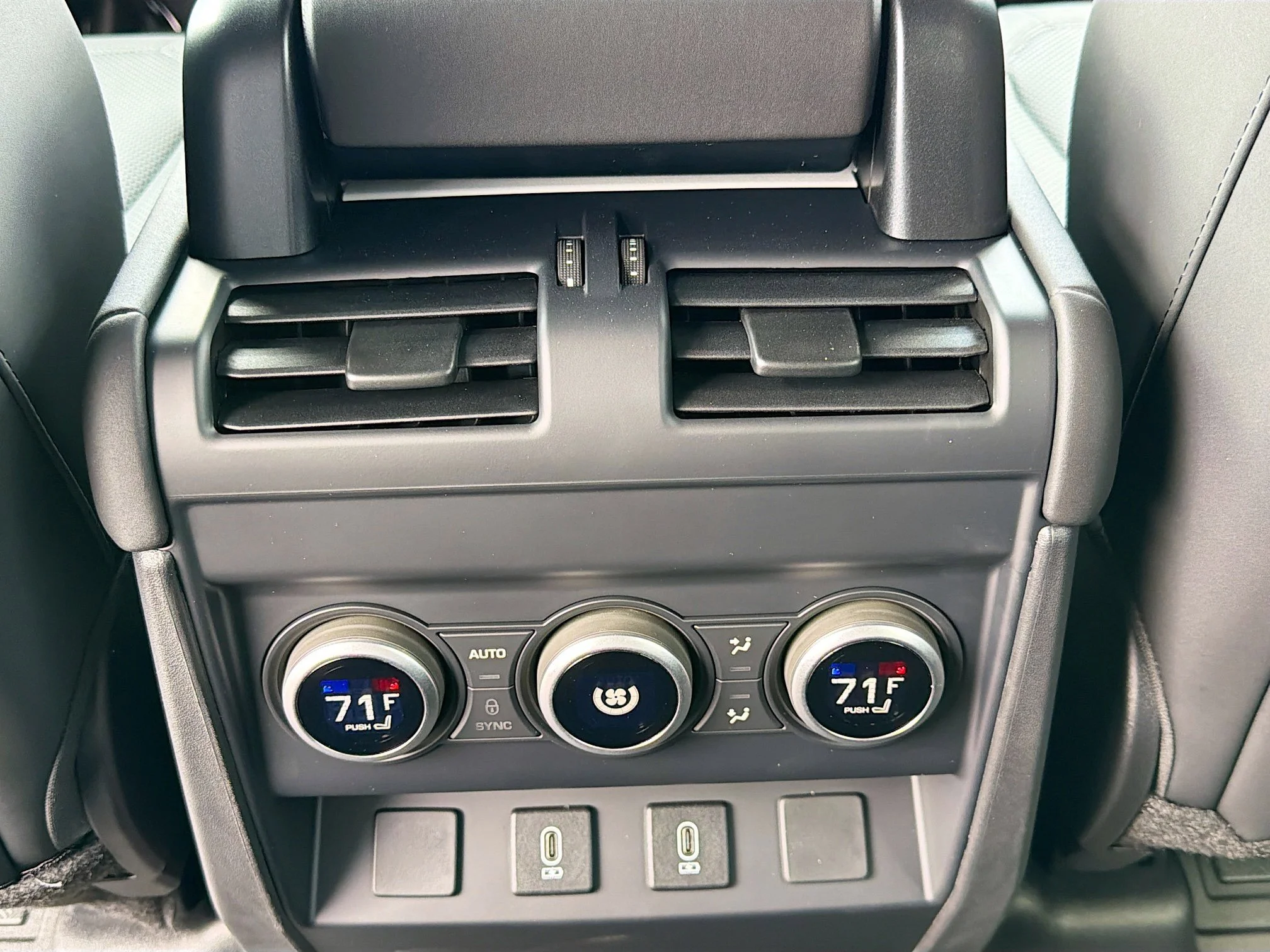 New 2026 Borasco Grey Metallic Land Rover S image 18