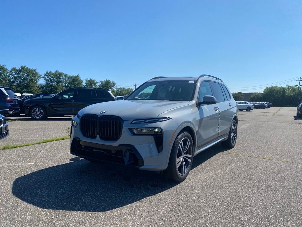 2027 BMW X7