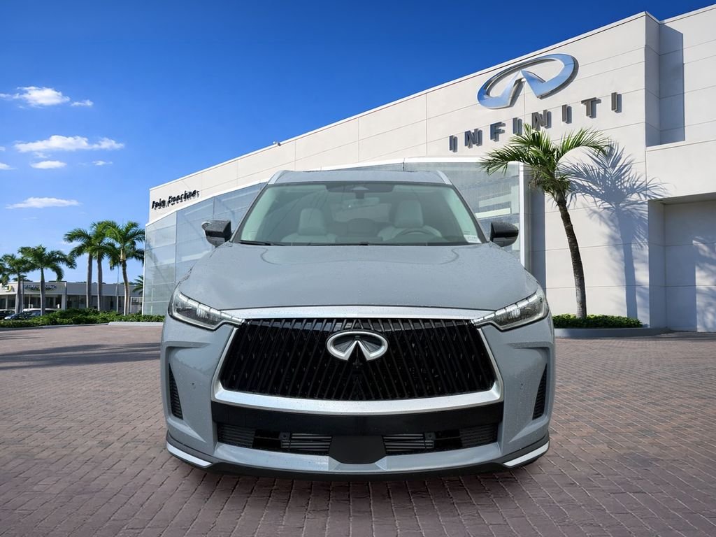 New 2027 HARBOR GRAY INFINITI Luxe FWD image 2
