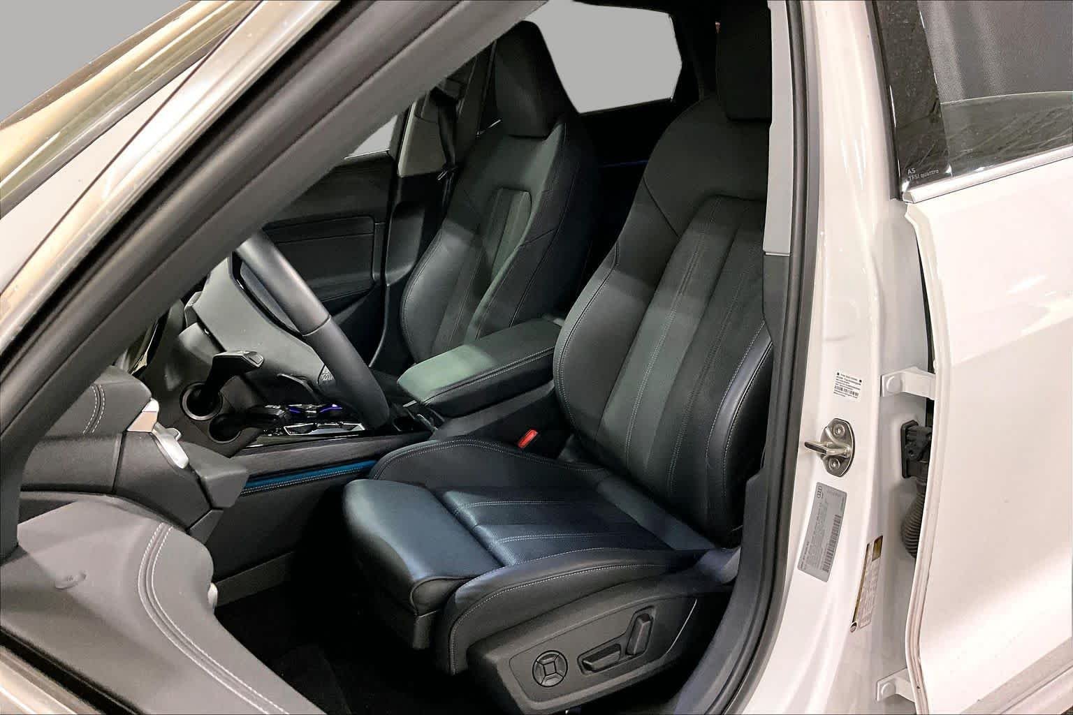Used 2025 Arkona White Audi Premium Plus image 8
