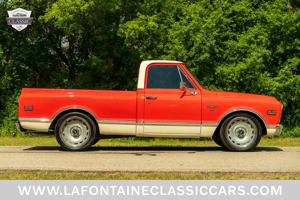 Used 1968 Orange Chevrolet  image 35