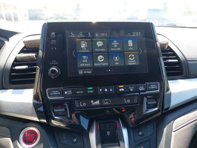 Used 2018 Silver Honda EX-L image 21