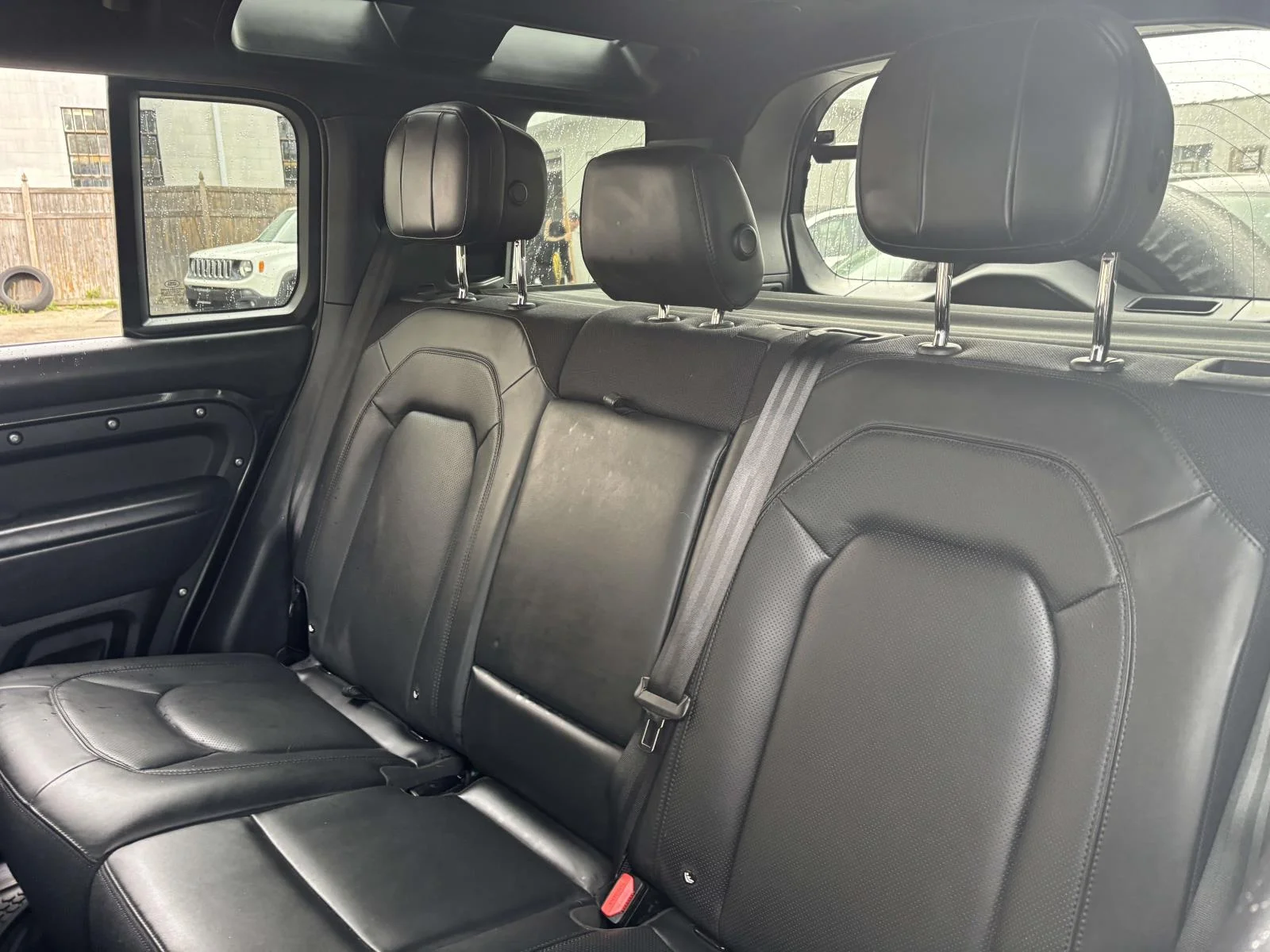 Used 2025 Gray Land Rover V8 image 23
