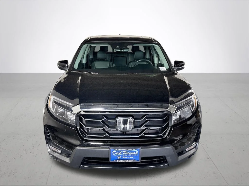 Used 2023 Black Honda RTL image 3