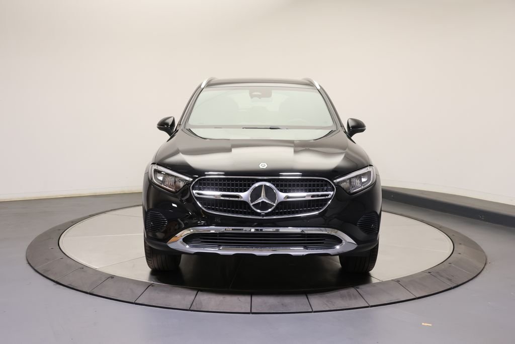 Used 2026 Black Mercedes-Benz GLC 300 image 2
