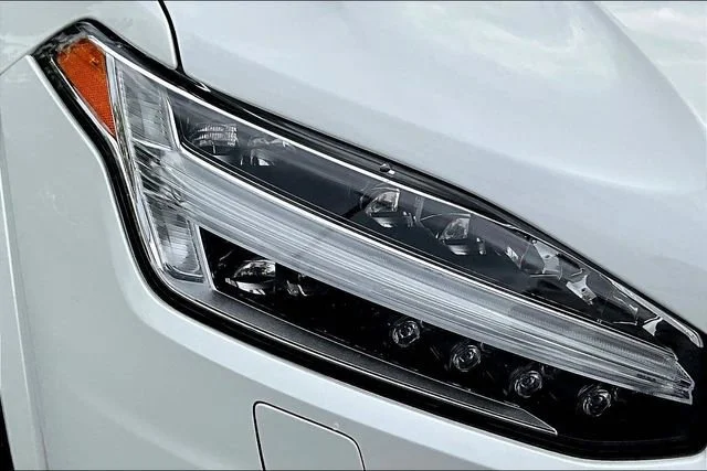 2023 Volvo XC90 Core - Photo 32