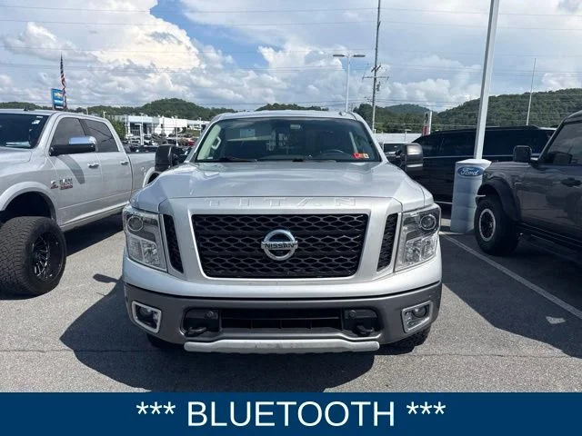Used 2019 Silver Nissan PRO-4X image 1