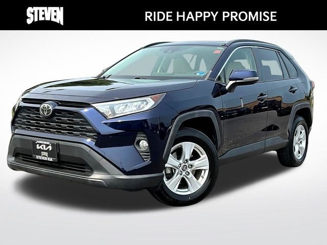 Used 2019 Blue Toyota XLE image 3