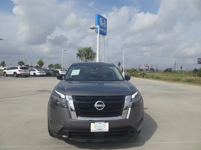 Used 2024 Gun Metallic Nissan S image 2
