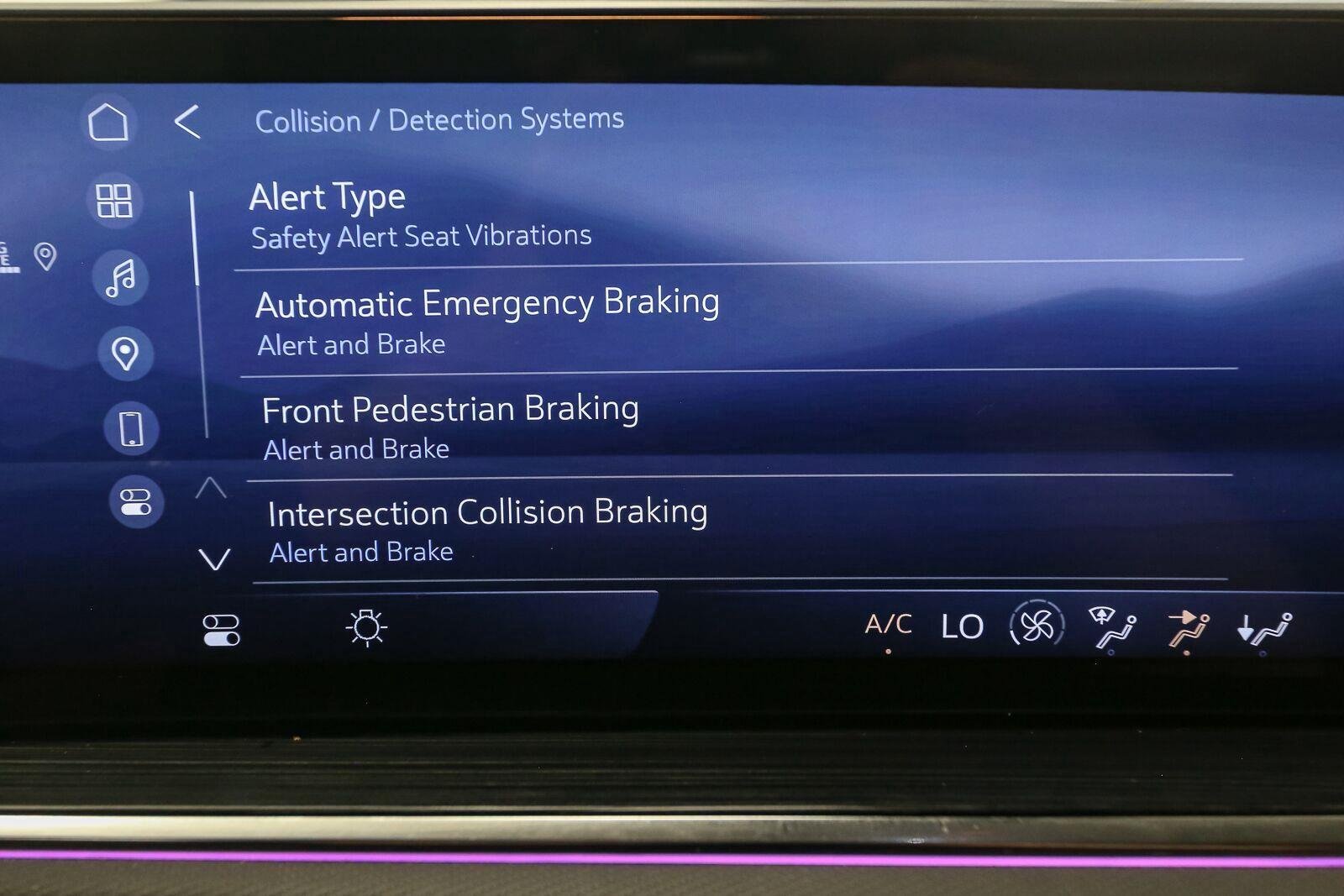 Used 2024 Smokey Amethyst Metallic Buick Preferred image 28