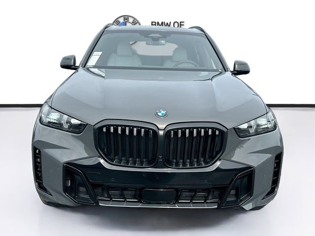 New 2026 Gray BMW sDrive40i image 2