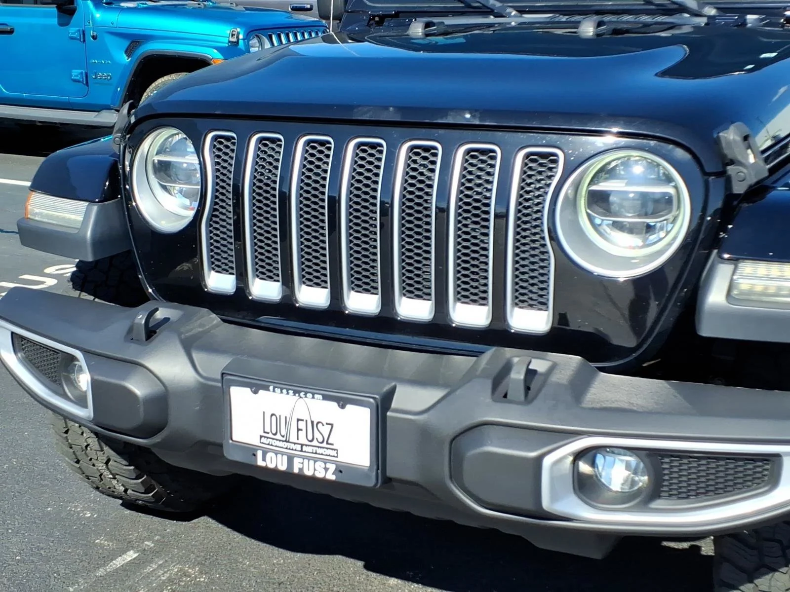 Used 2018 Black Clearcoat Jeep Sahara image 32