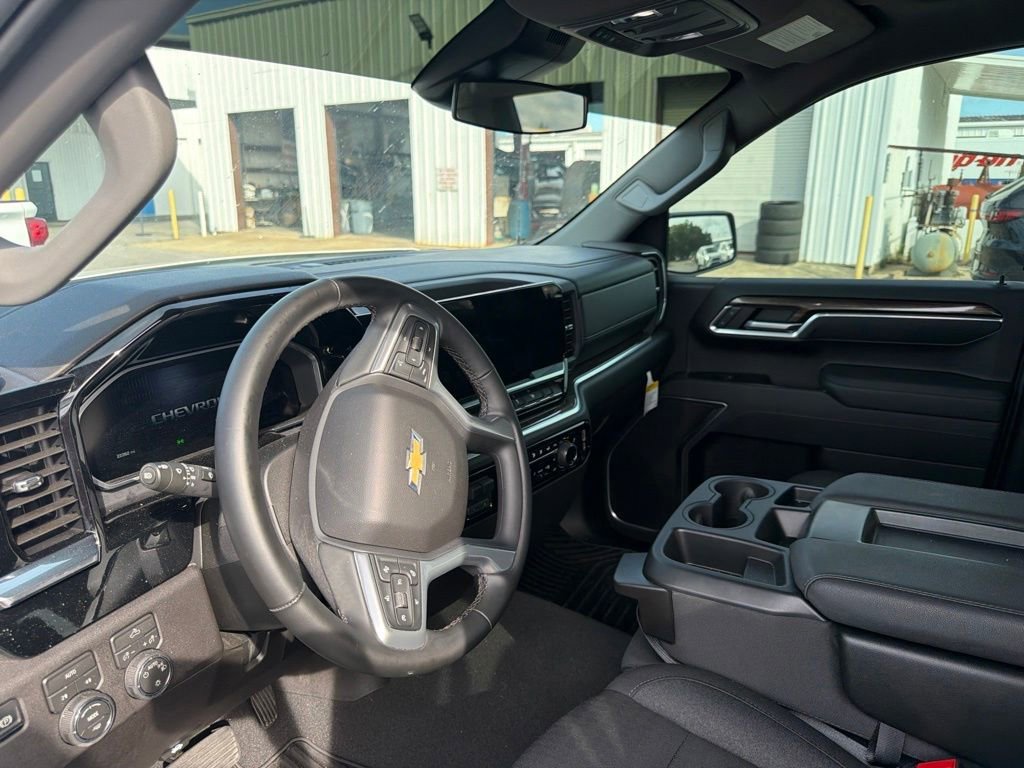 Used 2026 Summit White Chevrolet LT image 20