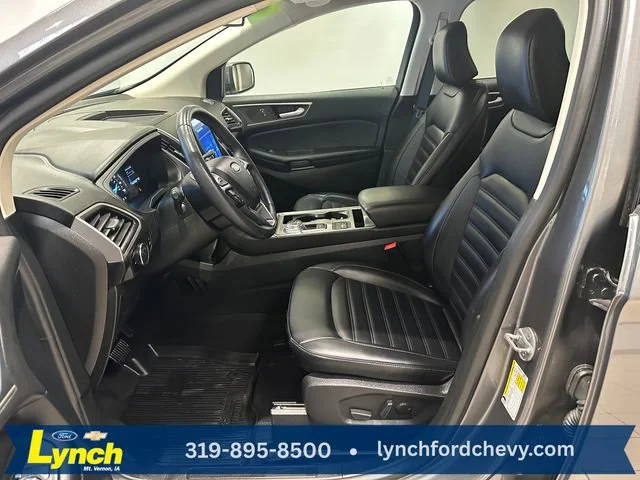 Used 2024 Gray Ford SEL image 5