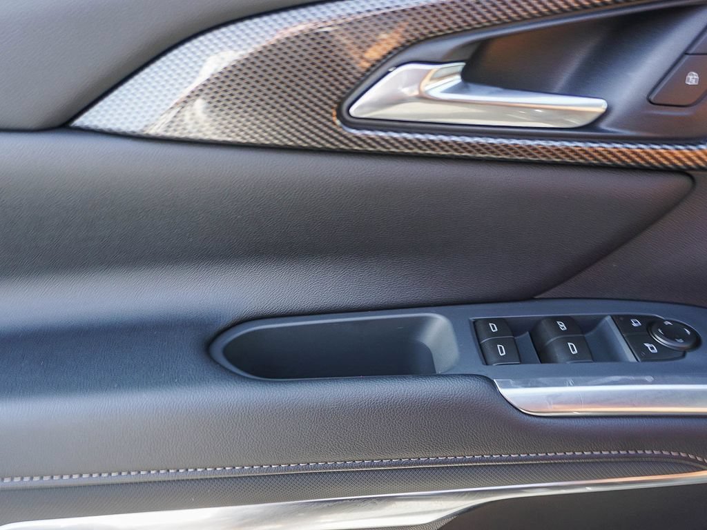 2027 Chevrolet Traverse Z71 - Photo 18