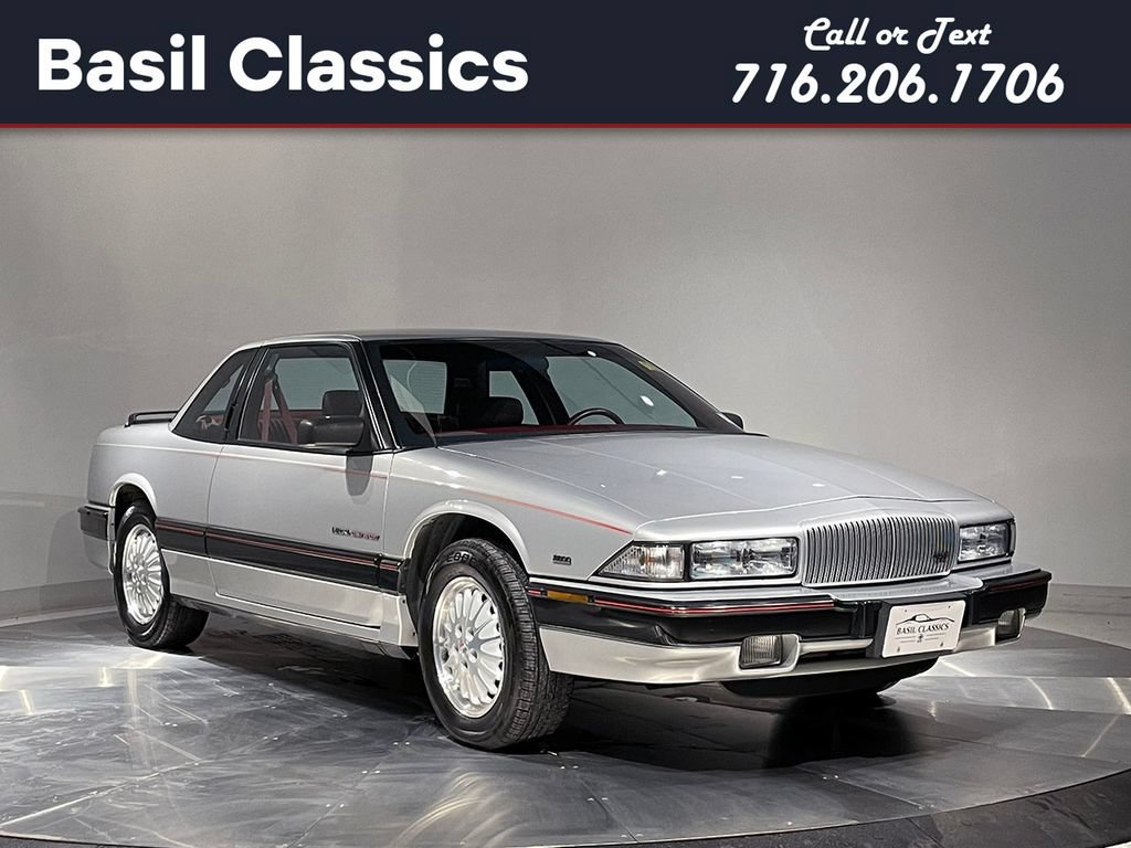 Used 1991  Buick Custom image 1