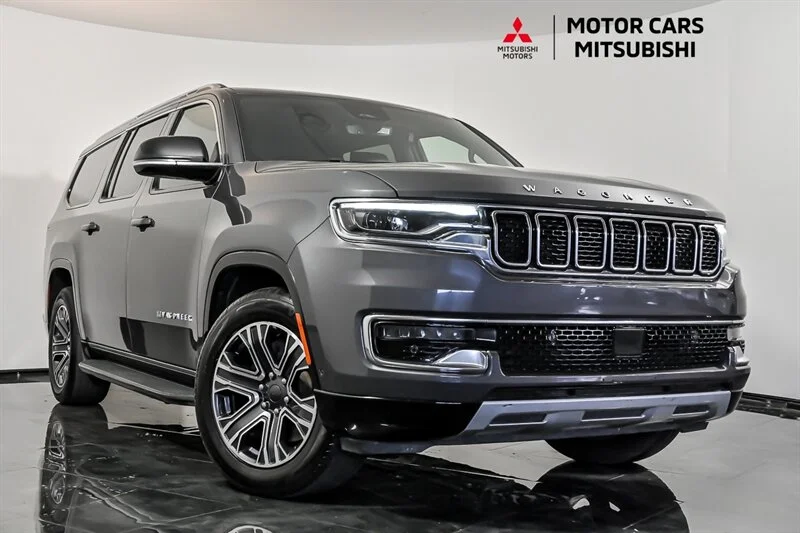 2023 Jeep Wagoneer L Series II 4WD's photo