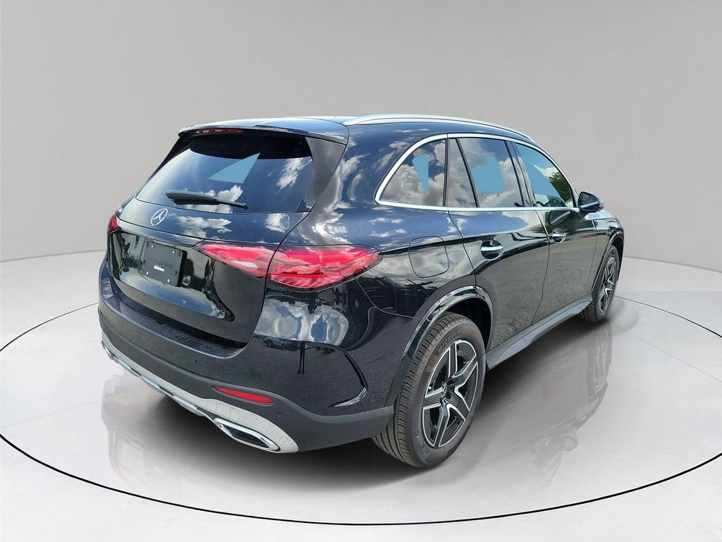 New 2026 Black Mercedes-Benz GLC 300 image 6