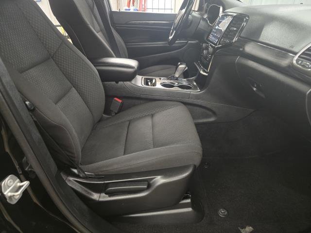 Used 2021 Diamond Black JEEP LAREDO image 10