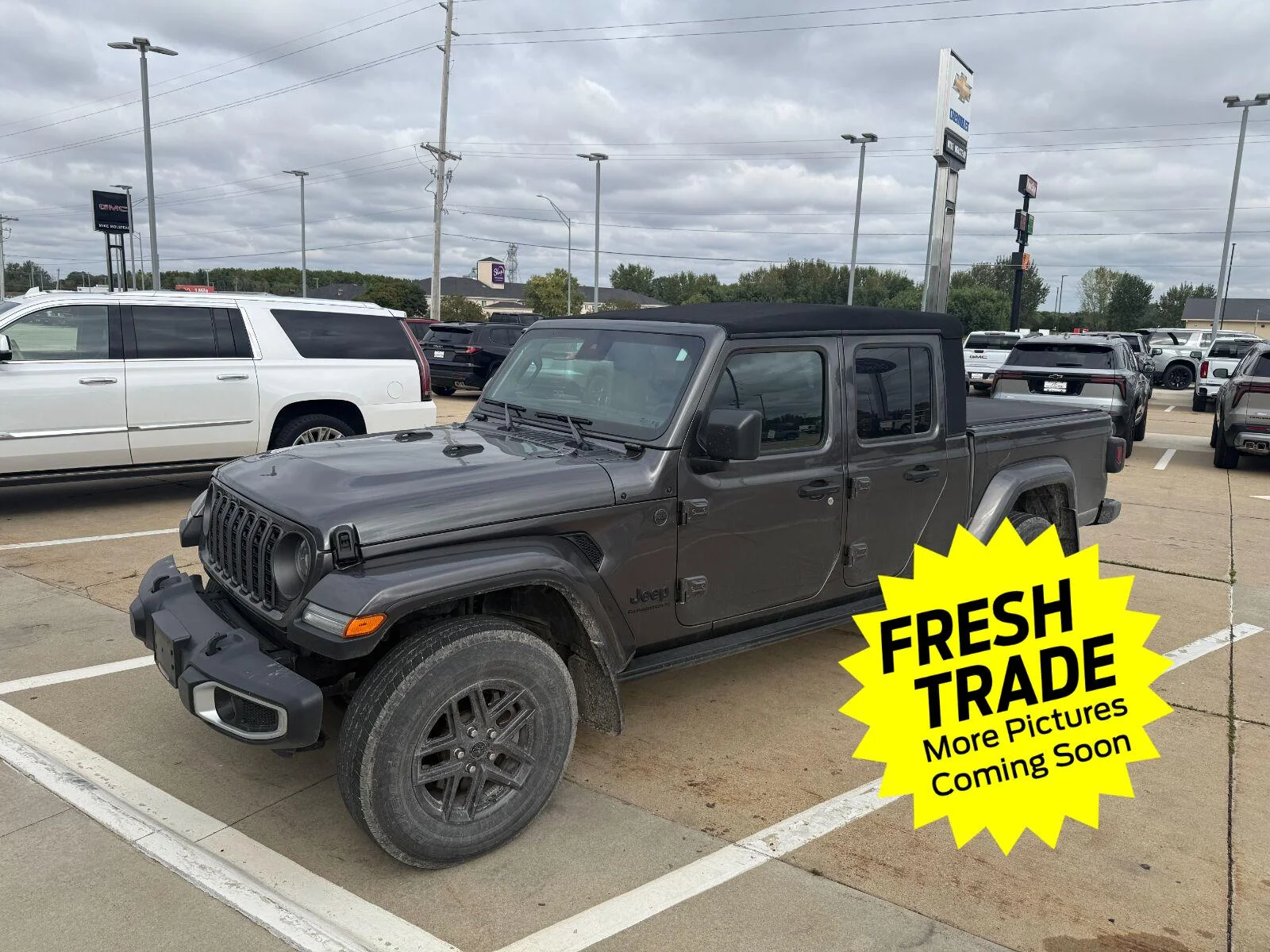 2024 Jeep Gladiator