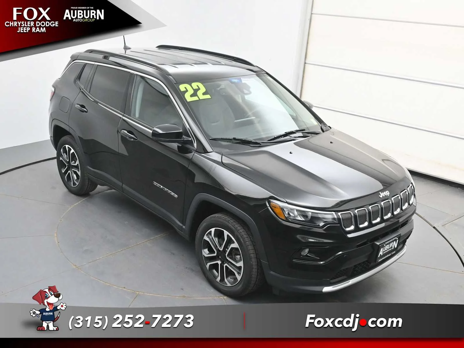 Used 2022 Diamond Black Crystal Pearlcoat Jeep Limited image 26