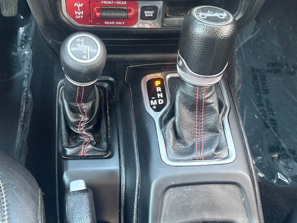 Used 2018 Orange Jeep Unlimited Rubicon image 13
