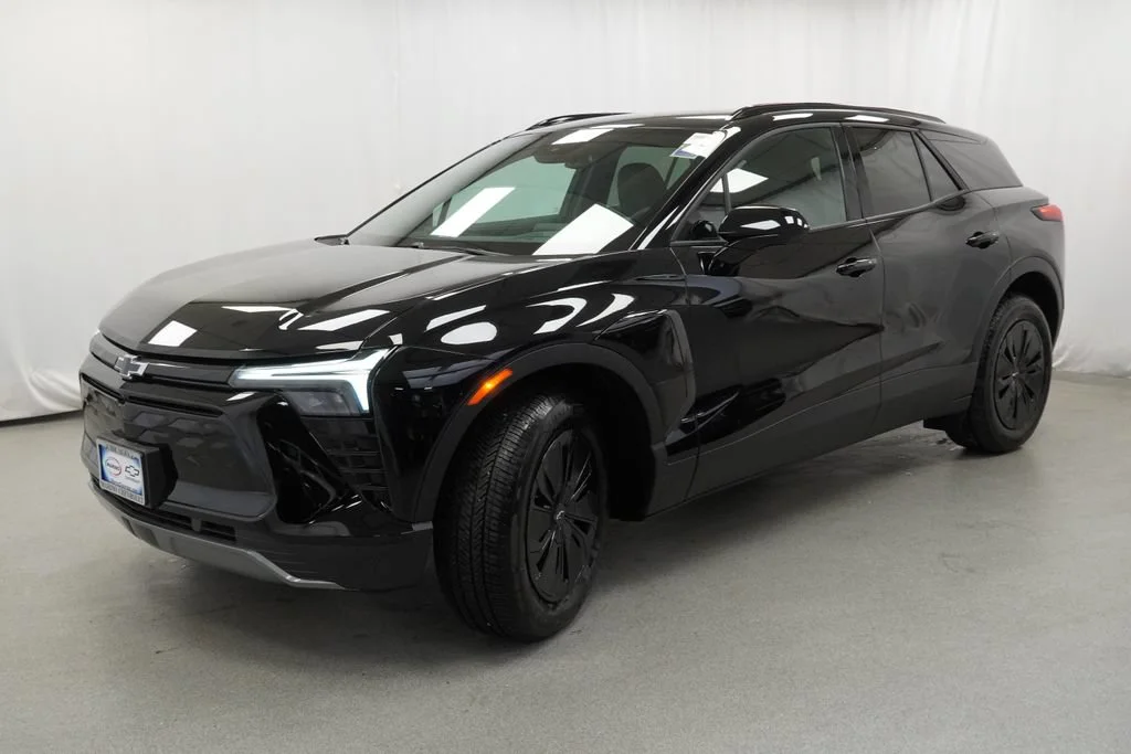 New 2026 Black Chevrolet LT image 4