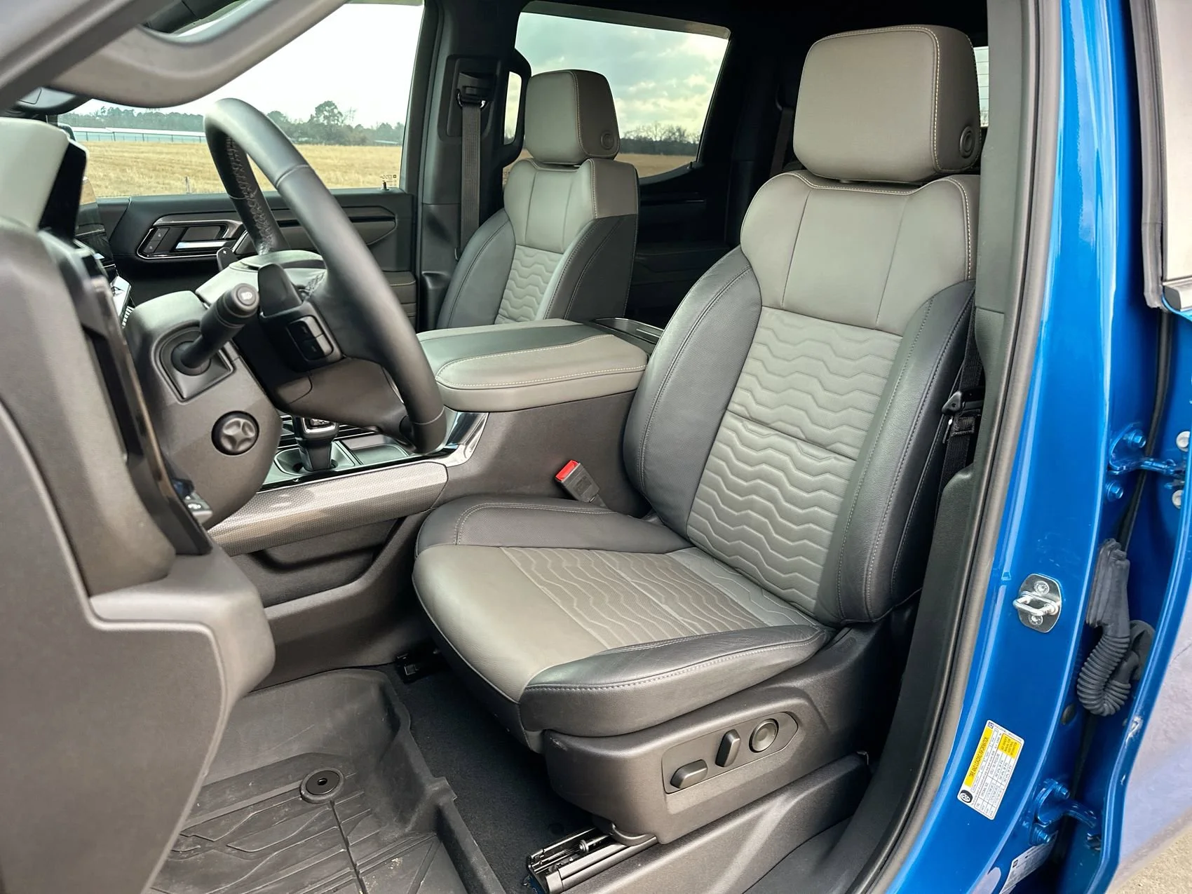 Used 2024 Glacier Blue Metallic Chevrolet ZR2 image 11