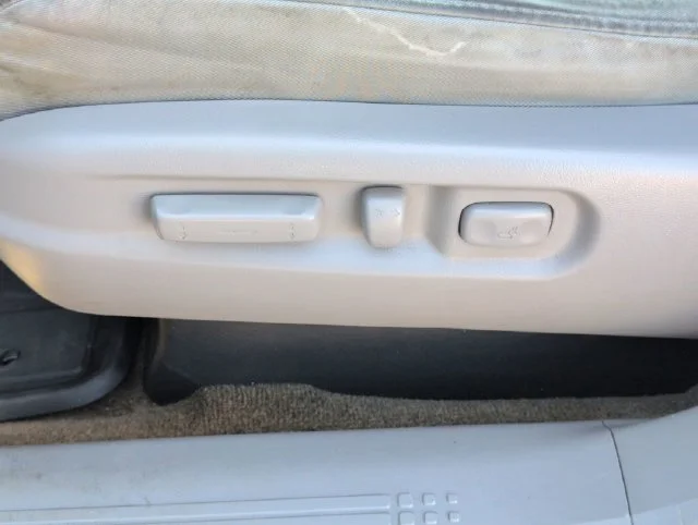 Used 2013  Honda EX image 17