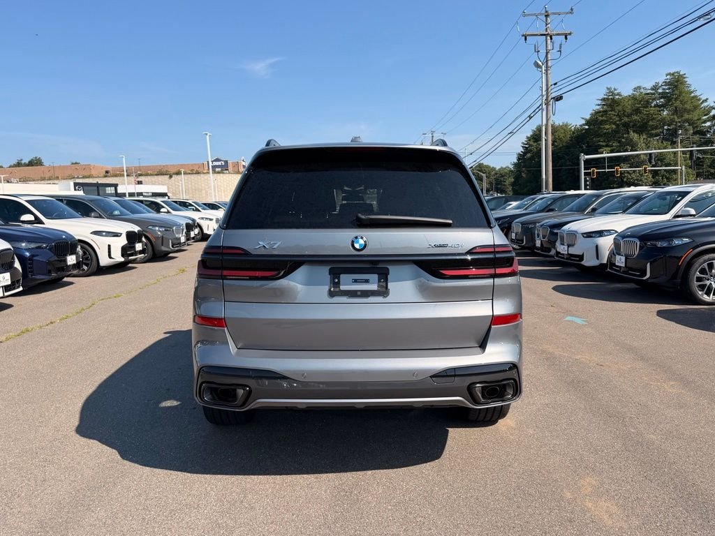 New 2027 Skyscraper Grey Metallic BMW xDrive40i image 4