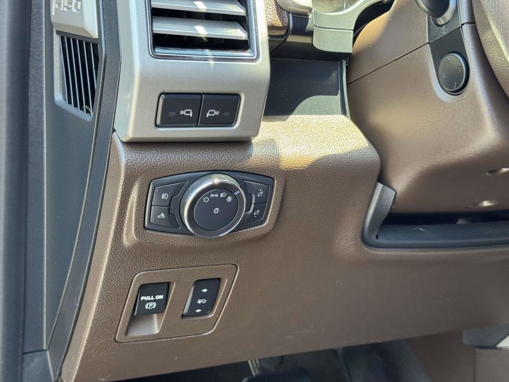 Used 2018 Blue Ford King Ranch image 11