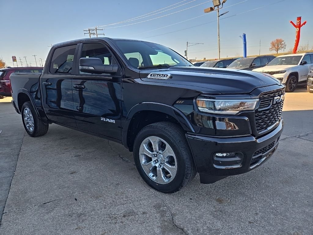 New 2026 Diamond Black Crystal Pearl-Coat Exterior Paint RAM Big Horn/Lone Star image 13