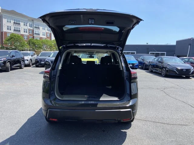2025 Nissan Rogue SV - Photo 30