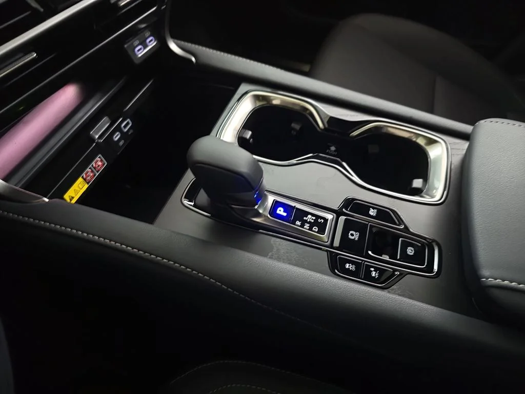 New 2026 Iridium Lexus PREMIUM PLUS image 24