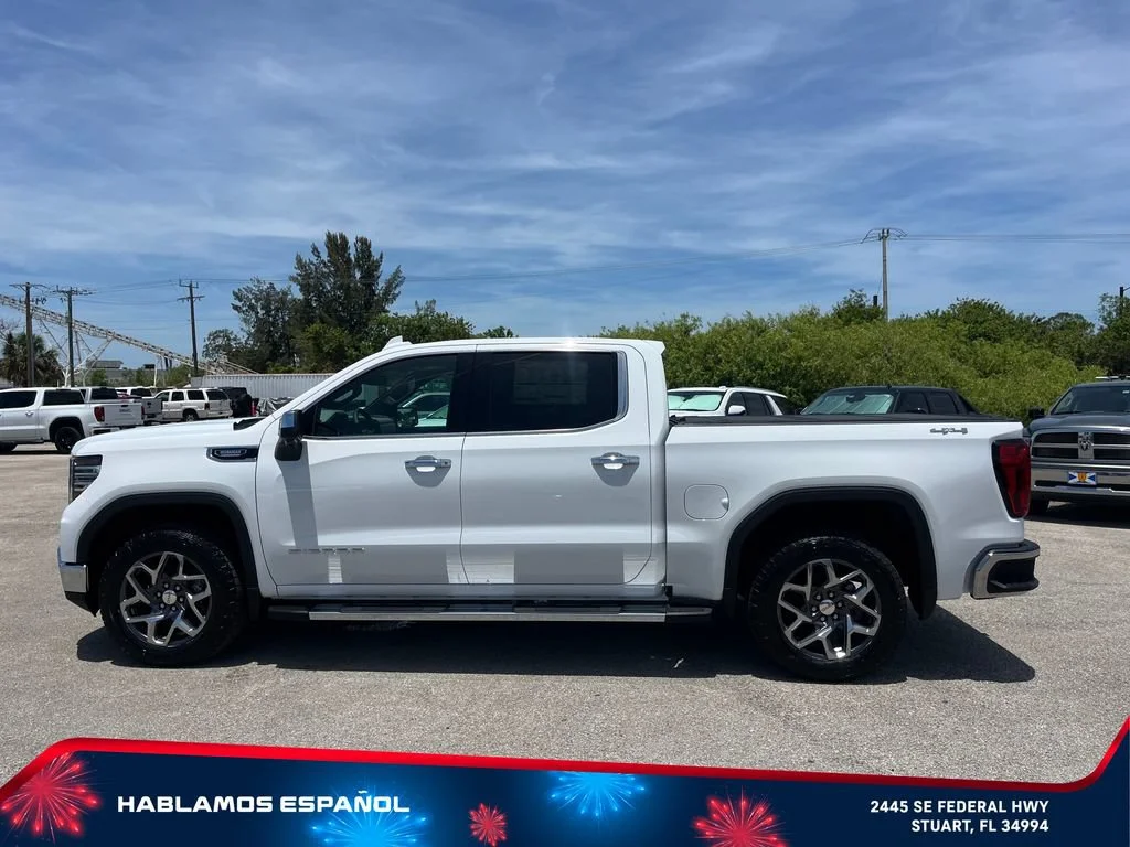 New 2026 Summit White GMC SLT image 4