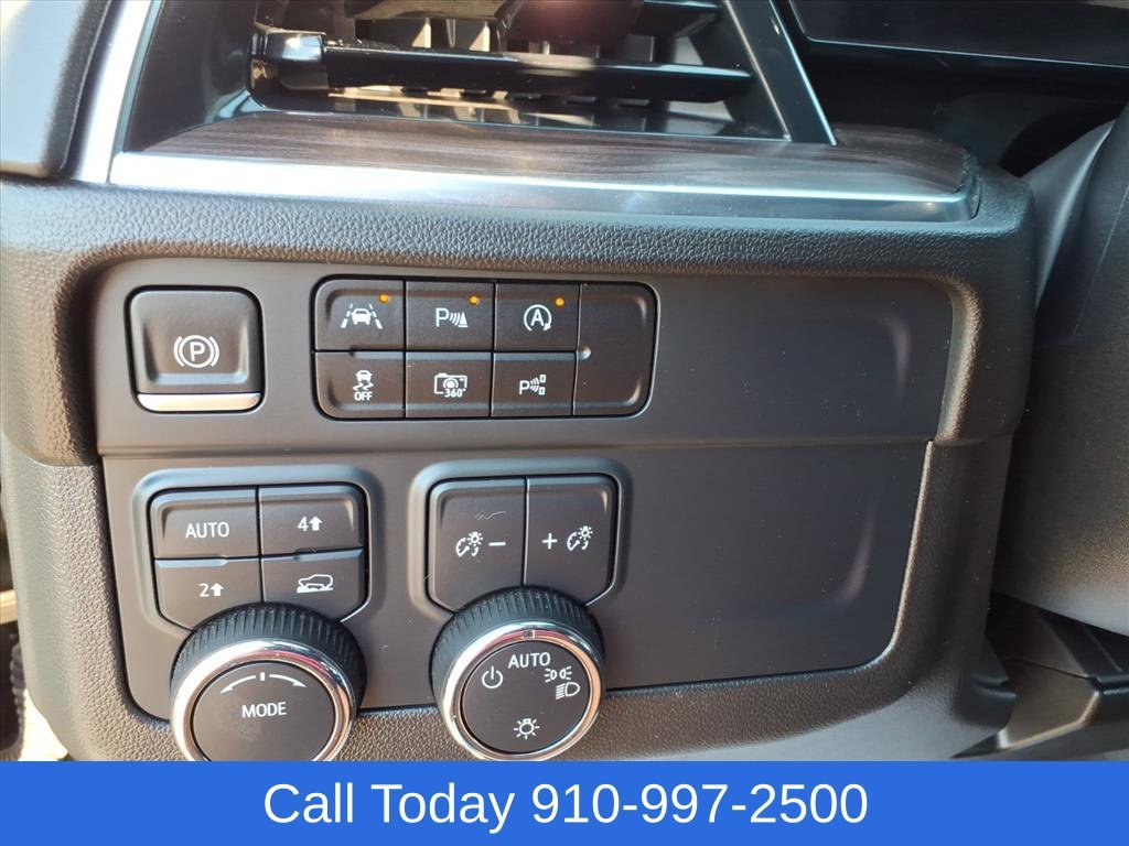Used 2025 Black Chevrolet LT image 20