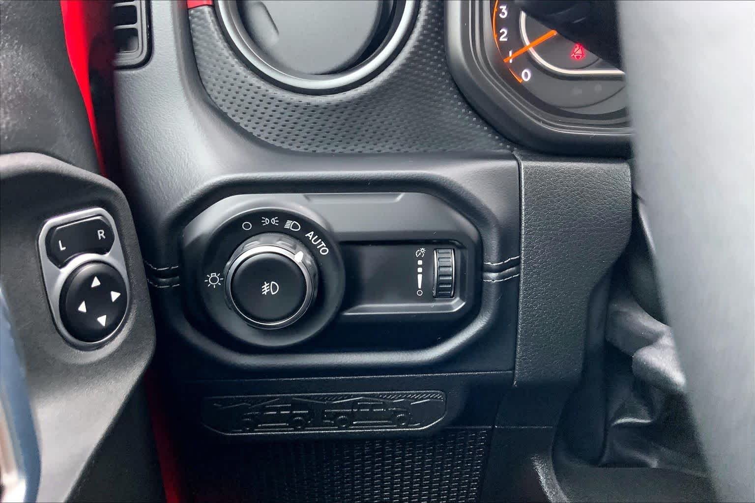 2026 Jeep Wrangler 4-Door Rubicon - Photo 32