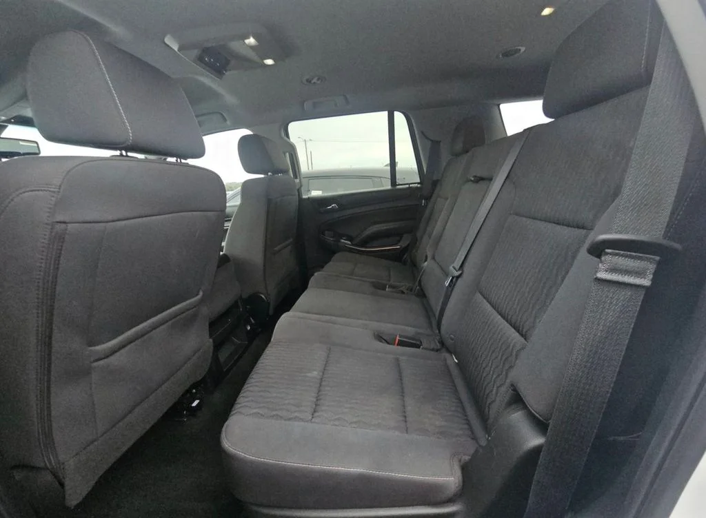Used 2018 White GMC SLE image 8
