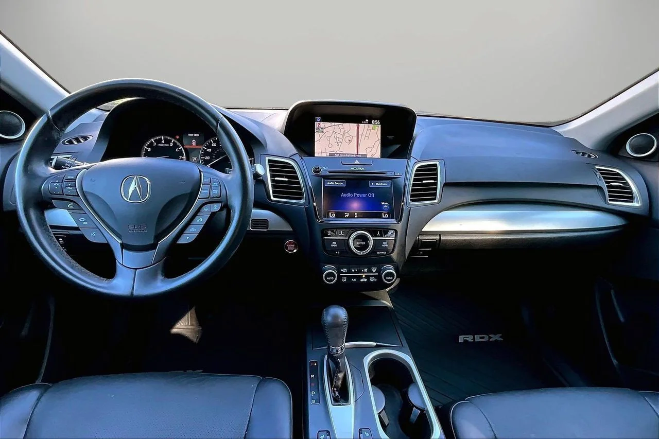 Used 2018  Acura Advance Package image 11